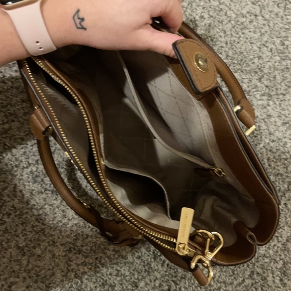 Brown MICHAEL KORS purse - Picture 5 of 6